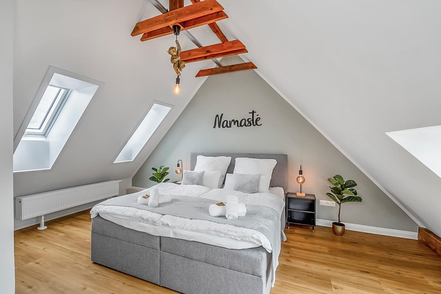Namaste Homes - Ferienwohnung Mit Dachterrasse Bad Windsheim Exterior foto